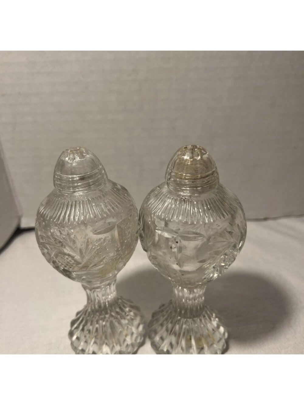 Vtg Bohemian Cut Crystal Salt & Pepper Shakers, Footed Pinwheel Star 5” Tall
